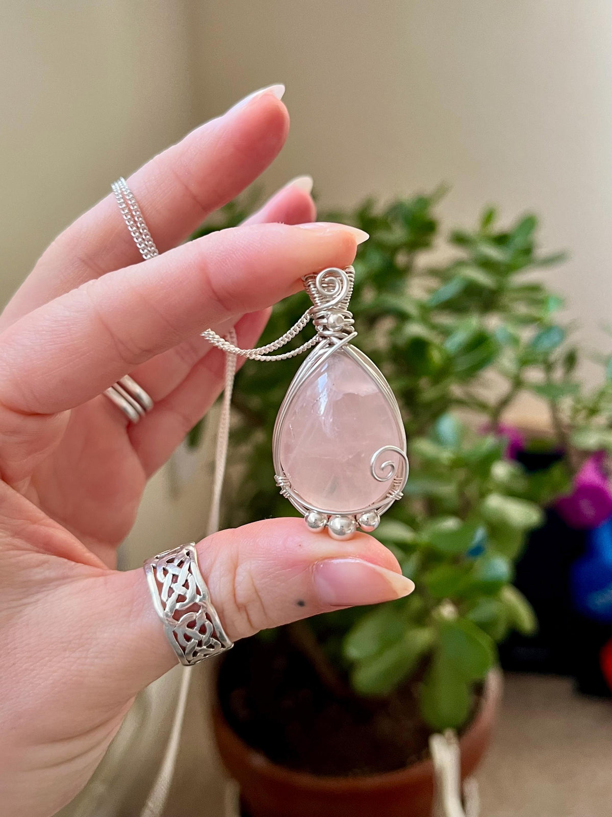 Rose Quartz Pendant Necklace